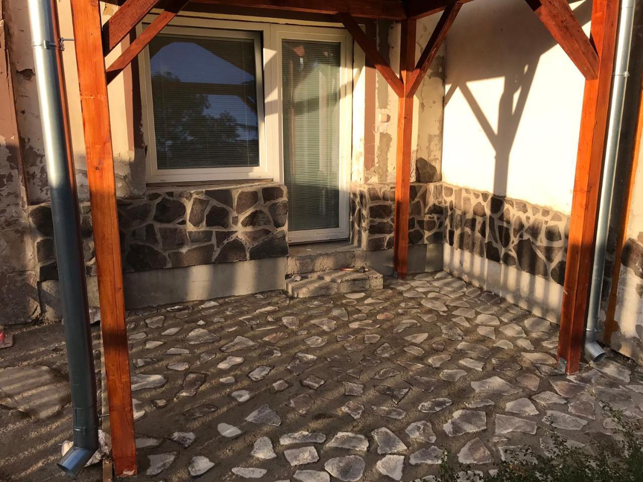Apartment Dominika Strupcice Exterior photo